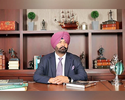 Opportunities and Challenges in Road Logistics & Indian Trucking Industry